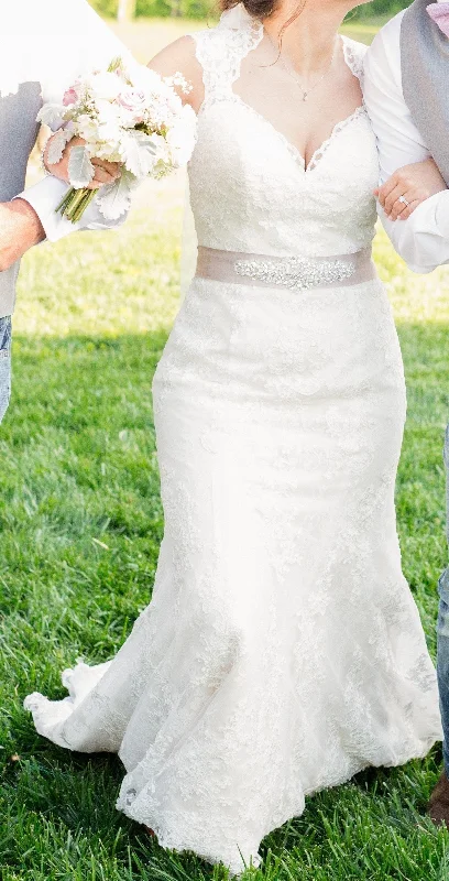 Deal of the Day Alfred Angelo Modern Vintage