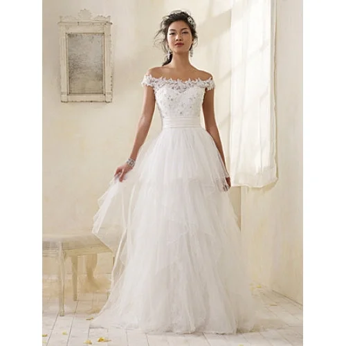 Grand Opening Sale Alfred Angelo Modern Vintage 8506