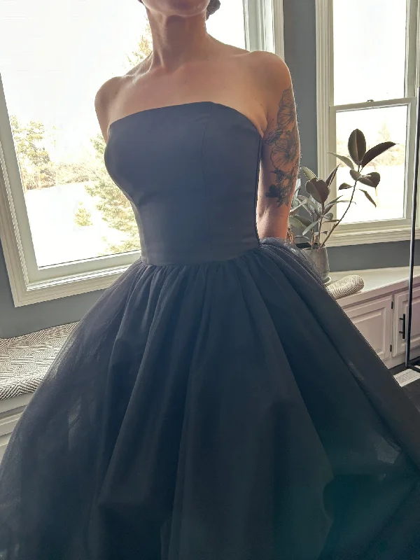 Season Finale Sale French Knot Couture Black Strapless Ball Gown Wedding Dress