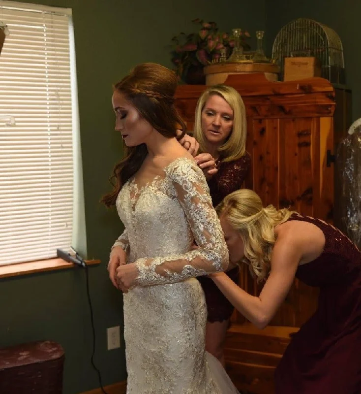 Friends and Family Sale David's Bridal SWG727