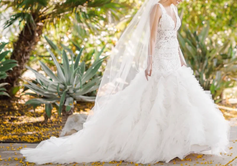 Blowout Sale Lazaro 3650