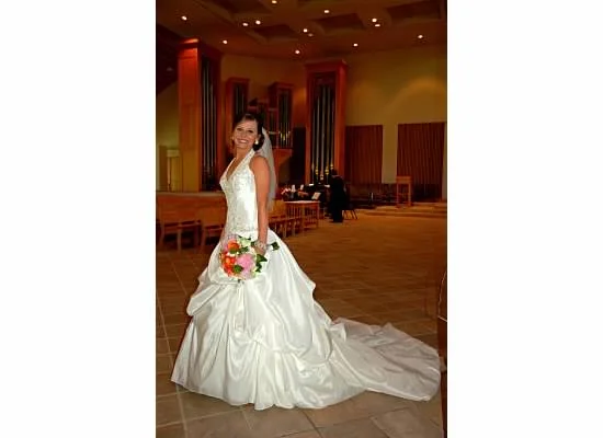Hot Deal Alfred Angelo Classic
