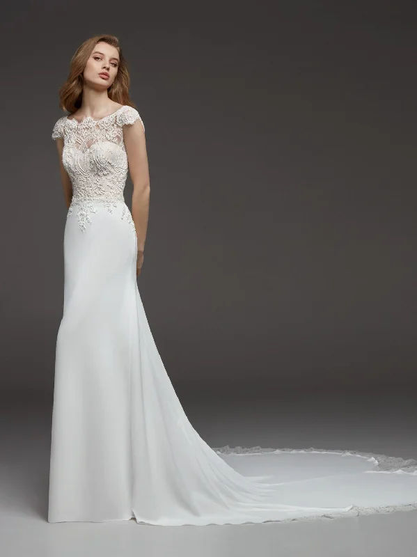 Limited Time Offer Pronovias Claudia