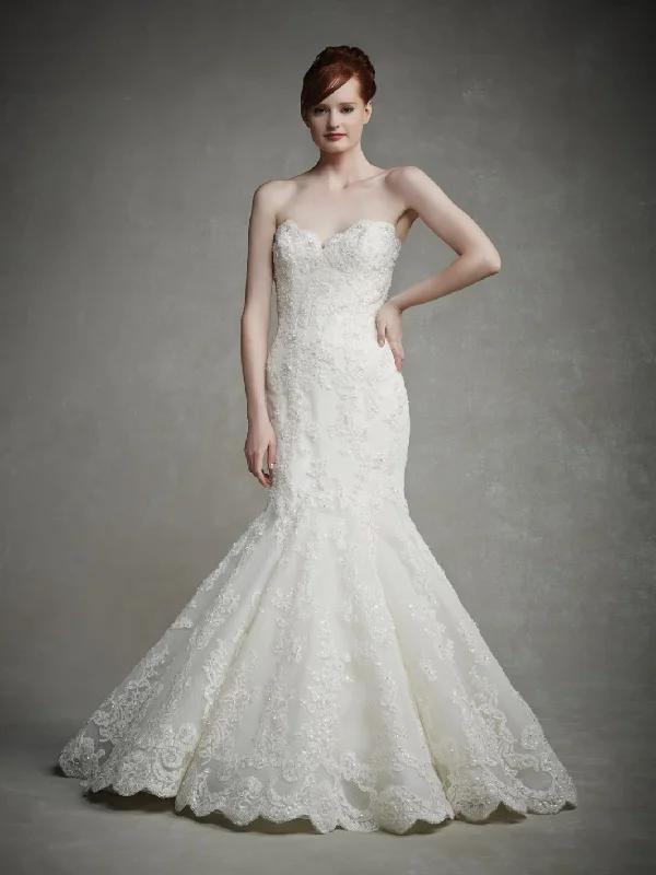 Quick Sale Enzoani Jenny