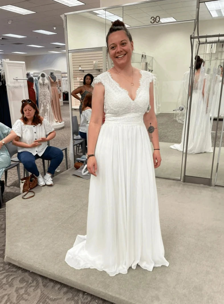 Online Only David's Bridal WG4011DB
