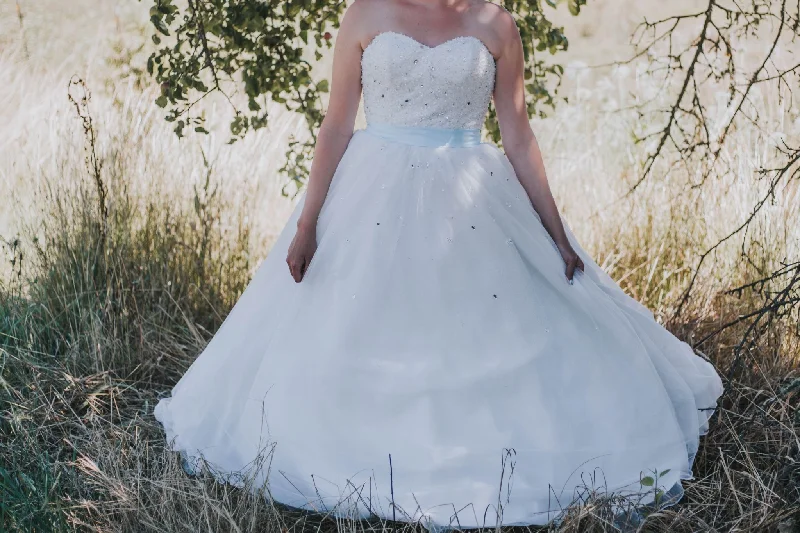 Epic Deals Alfred Angelo Cinderella 241
