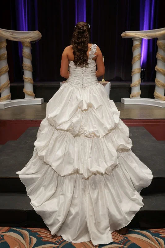 Super Sale Alfred Angelo Cinderella gown