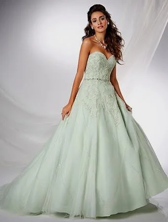 Early Bird Discount Alfred Angelo Disney Tiana / 246 (Color: Lily Pond)