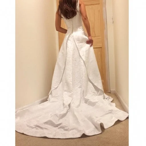 Price Reduction Alfred Angelo Embroidered Long Train