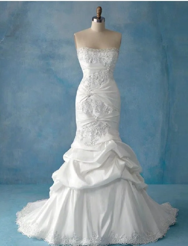 Unbeatable Prices Alfred Angelo Fairy tale weddings 201
