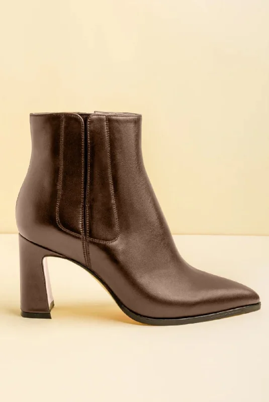 Fantastic Deals Calf Leather Bold Block Ankle Boot - Chocolate Brown