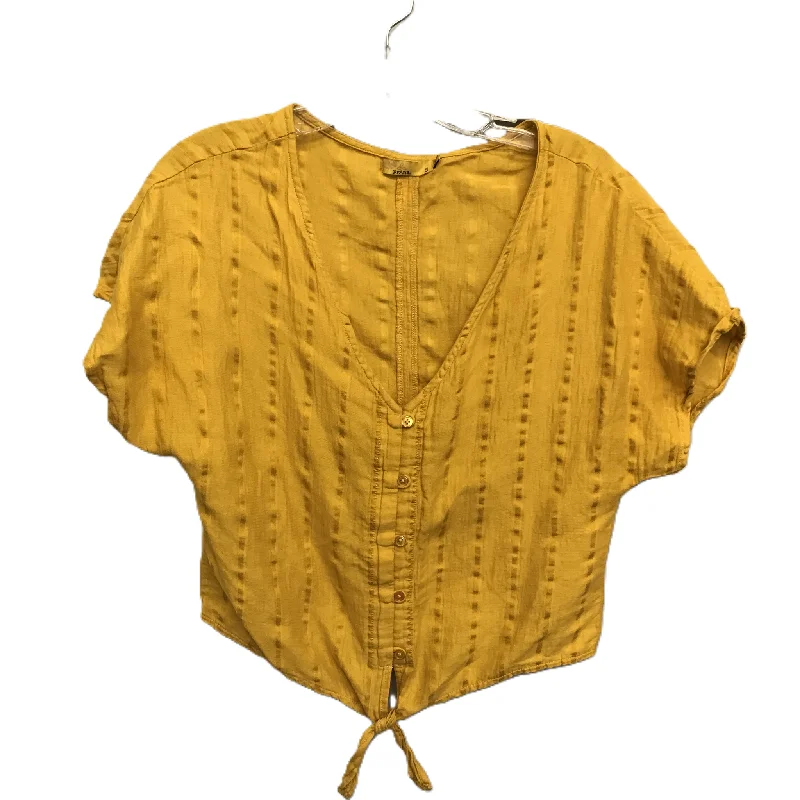 Fantastic Deals Top Short Sleeve By Prana  Size: S