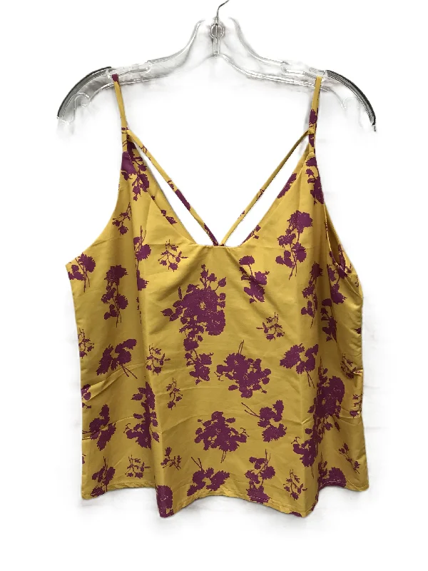 Value Deals Yellow Top Sleeveless By Emery rose, Size: L