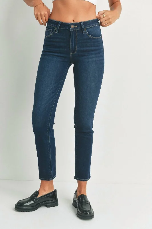 Loyalty Reward Corie Mid Rise Slim Straight Jeans In Dark Wash