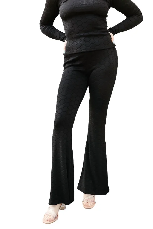 Markdowns Flared Trouser In Black