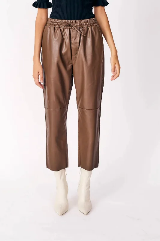 Fleetwood Pant In Dark Chocolate