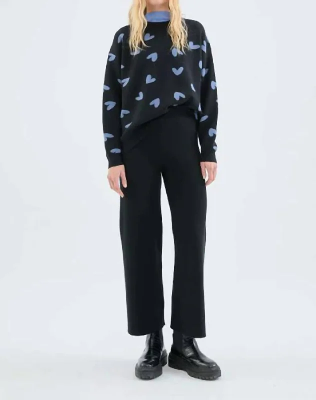 Hurry In Straight Leg Pants In Black