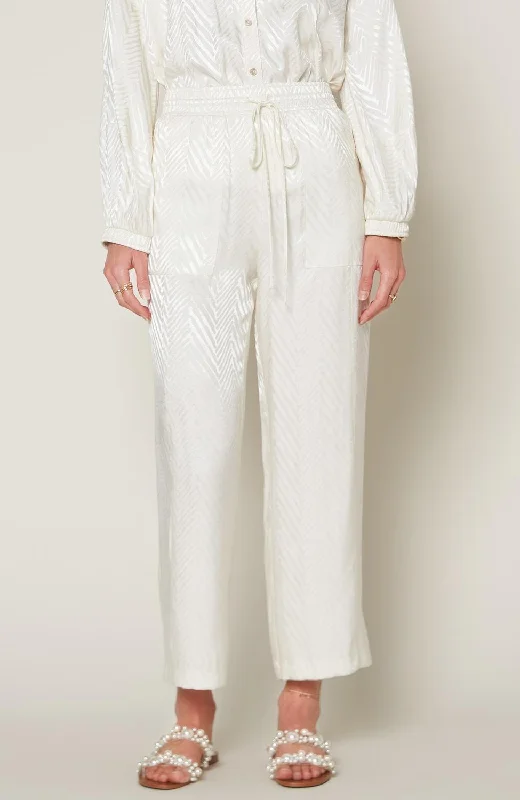 Seasonal Clearance Textured Ankle Pant In Ivory