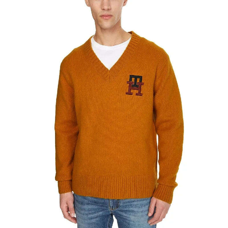 Value Deals Tommy Hilfiger Mens Logo V Neck V-Neck Sweater