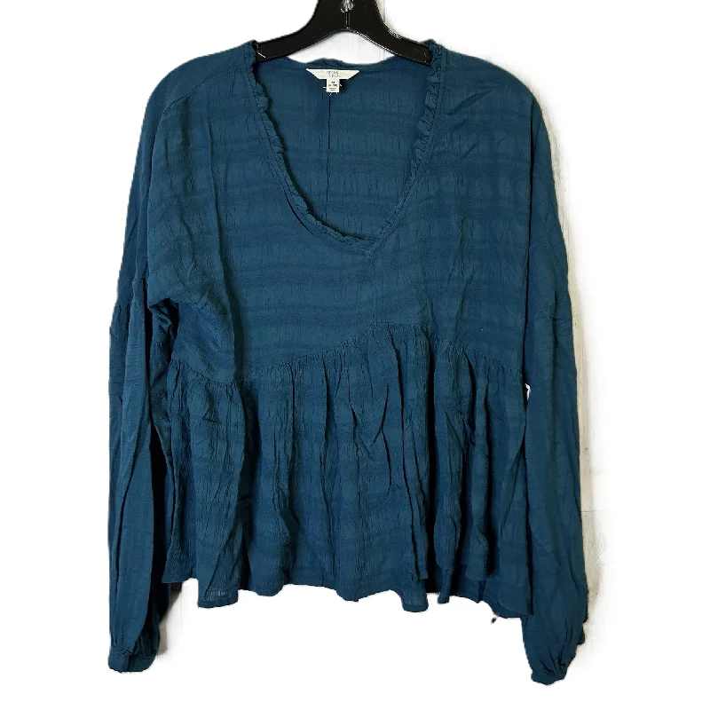 Extra Savings Top Long Sleeve By Time And Tru In Blue, Size: M