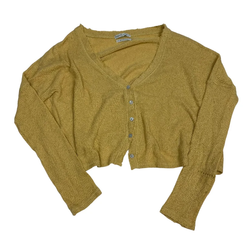 Massive Deals Top Long Sleeve By Urban Outfitters In Yellow, Size: S