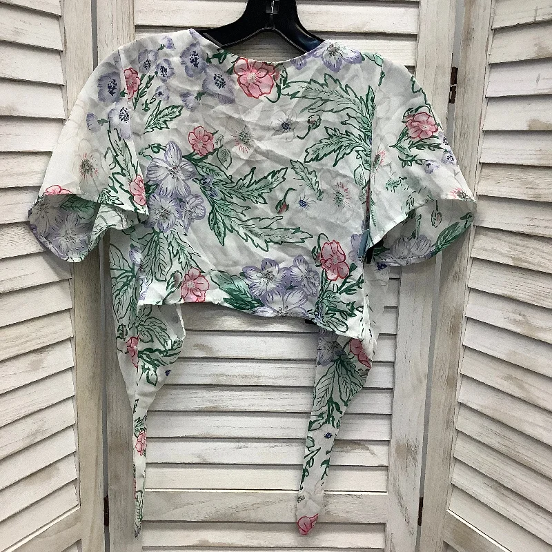 Overstock Sale Top Short Sleeve By Pretty Little Thing  Size: 8