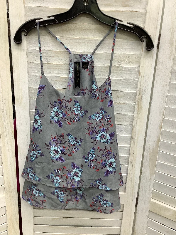 Buy More, Save More Top Sleeveless Basic By Petticoat Alley  Size: L