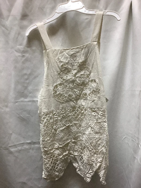 Online Specials Top Sleeveless By Blue Rain  Size: L