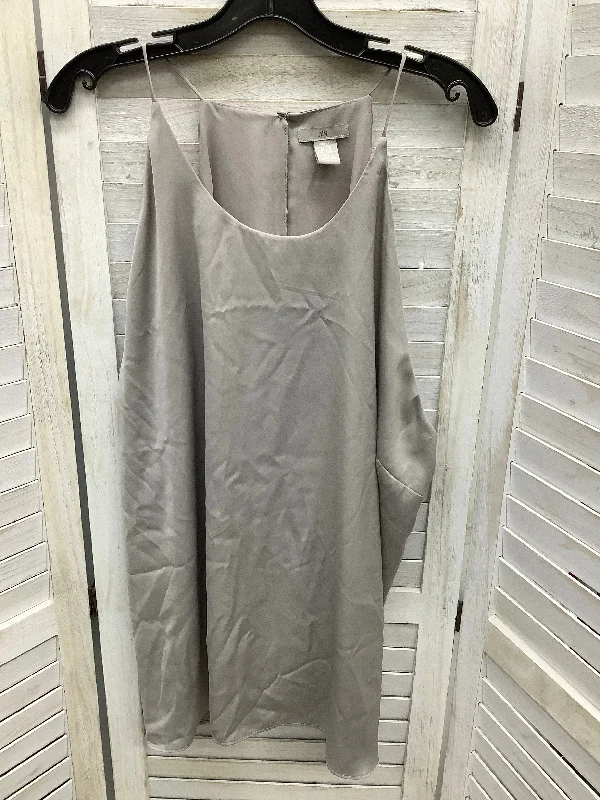 Bonus Savings Top Sleeveless By H&m  Size: 2x