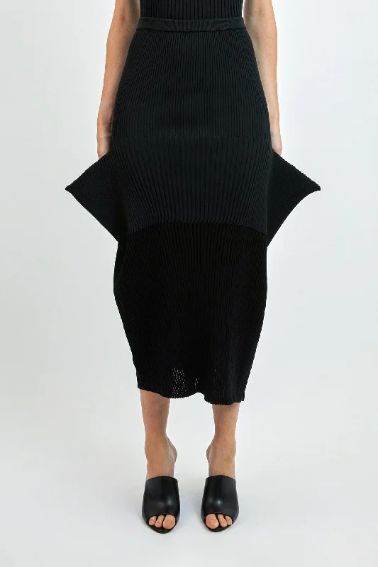 Best Deals Issey Miyake Sensu Knit Skirt in Black